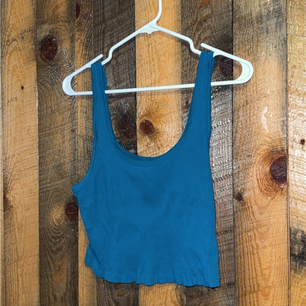 Old navy crop